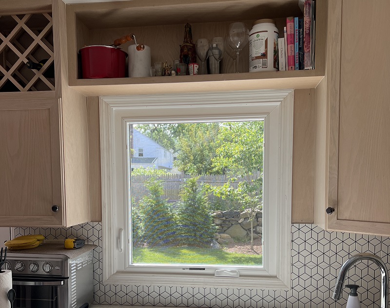 Pella 250 Series Casement Window